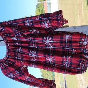 🌈 4 for $25 Girls 5/6 Christmas outfit